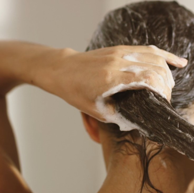 dau-goi-phuc-hoi-beautanicals-repairing-shampoo-35891-oriflame-4
