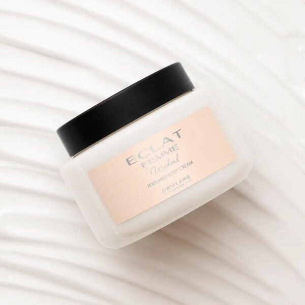 eclat-femme-weekend-perfumed-body-cream-47014-oriflame-2